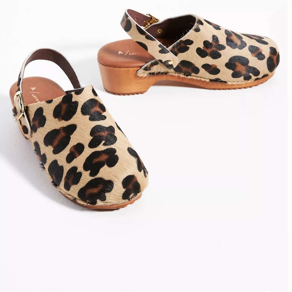 Anthropologie classic clogs leopard size 7/7.5